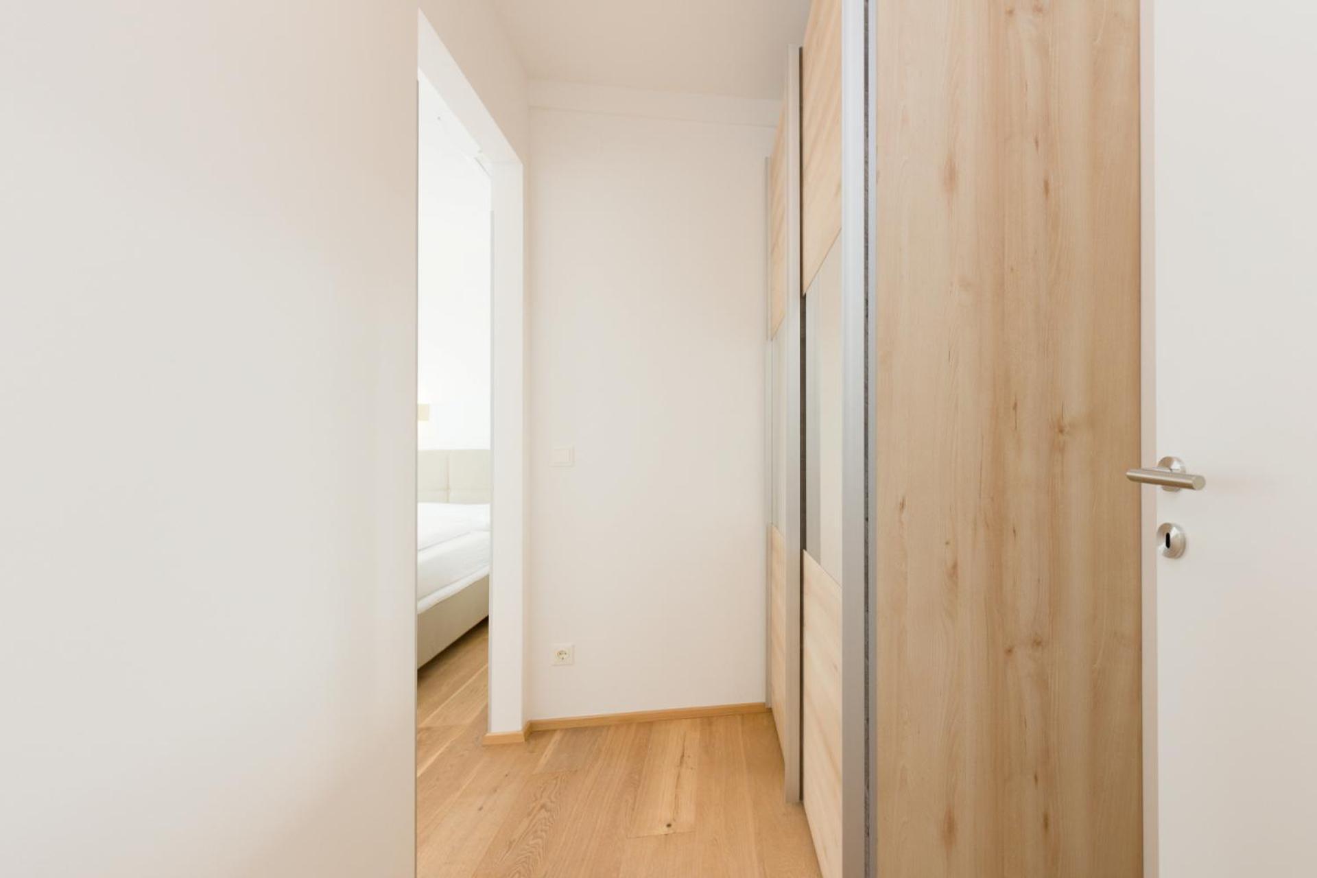 Central Riverside Residences Vienna Room photo