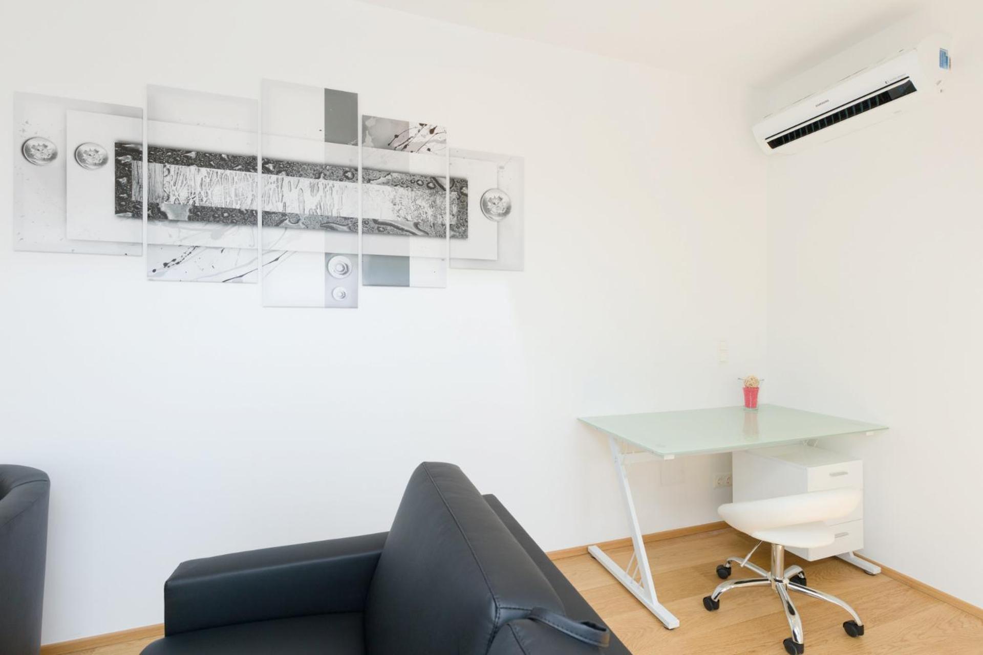 Central Riverside Residences Vienna Room photo